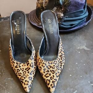 Brown Mules with Luxurious Texture and Modest Heel